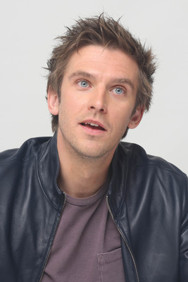 Dan Stevens Poster 3266658