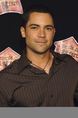 Daniel Pino Poster 1434624