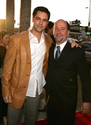 Daniel Pino Poster 1449940