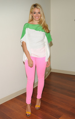 Daphne Oz Poster 2124838