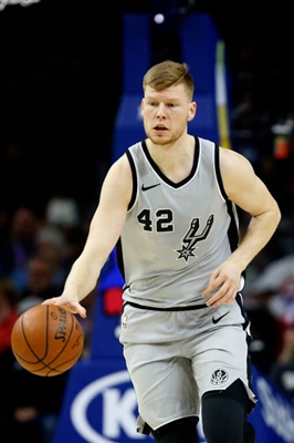 Davis Bertans Poster 3375306