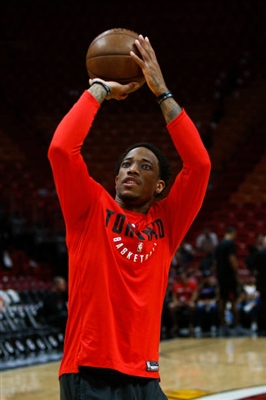 DeMar DeRozan Poster 3389128