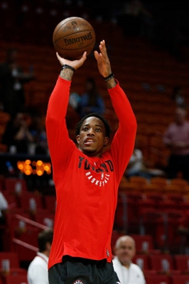 DeMar DeRozan Poster 3389144