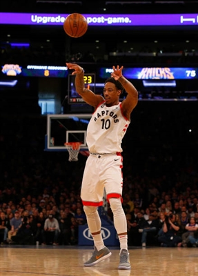 DeMar DeRozan Poster 3389284