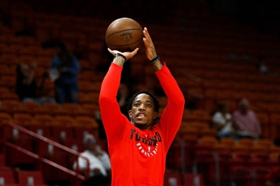 DeMar DeRozan Poster 3389495