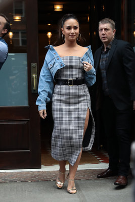 Demi Lovato Poster 2744313