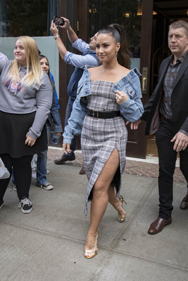 Demi Lovato Poster 2744328