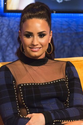 Demi Lovato Poster 2744335