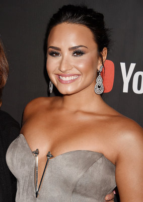 Demi Lovato Poster 2780942