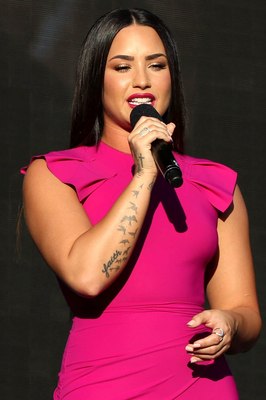 Demi Lovato Poster 2780977