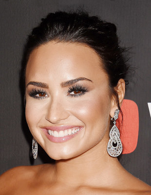 Demi Lovato Poster 2780990