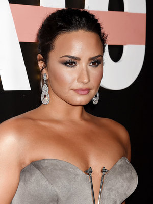 Demi Lovato Poster 2781021