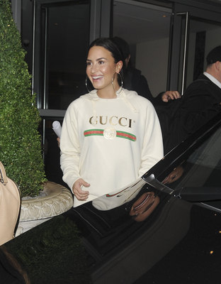 Demi Lovato Poster 2834338