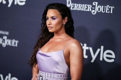 Demi Lovato Poster 2834426