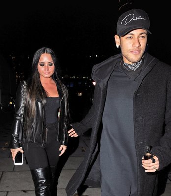 Demi Lovato Poster 2834476