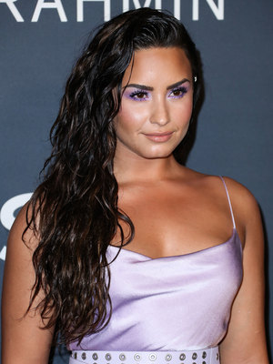 Demi Lovato Poster 2834571