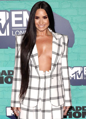 Demi Lovato Poster 2897349