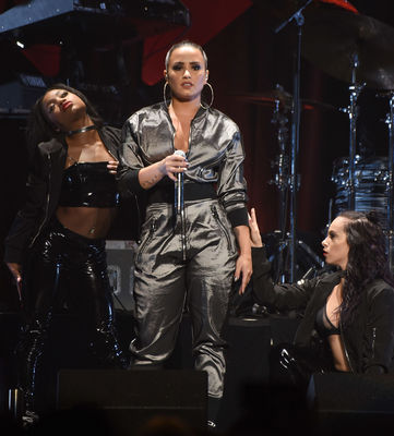 Demi Lovato Poster 2897354