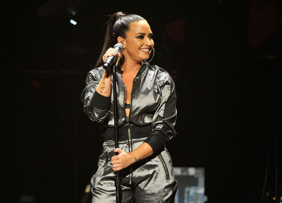 Demi Lovato Poster 2897370