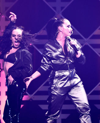 Demi Lovato Poster 2897415