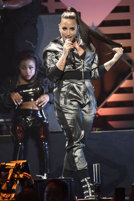 Demi Lovato Poster 2897574