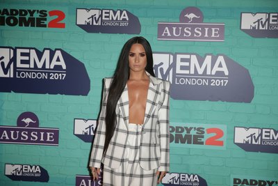 Demi Lovato Poster 2897663