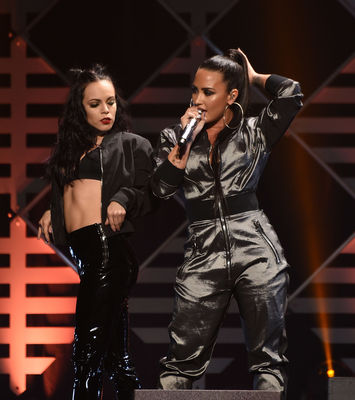 Demi Lovato Poster 2897672