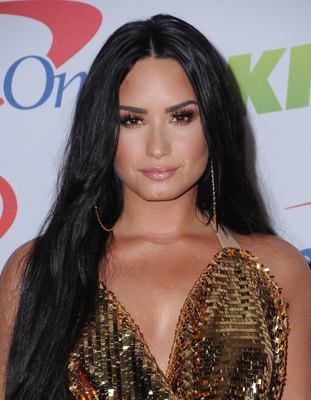 Demi Lovato Poster 2897680
