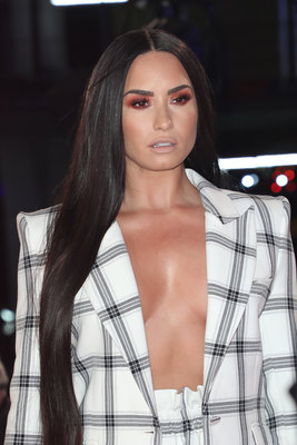 Demi Lovato Poster 2897751