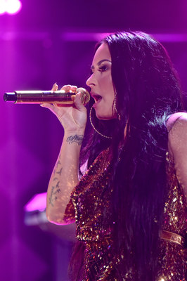 Demi Lovato Poster 2897758