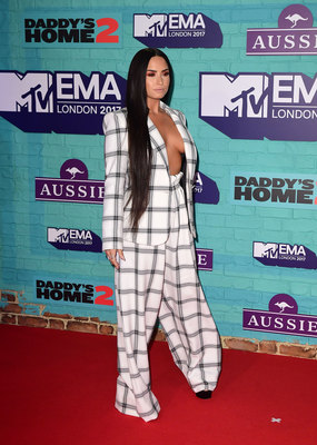 Demi Lovato Poster 2897759