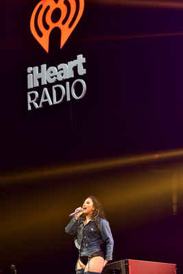 Demi Lovato Poster 2933092