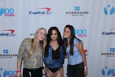 Demi Lovato Poster 2933214