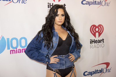 Demi Lovato Poster 2933221