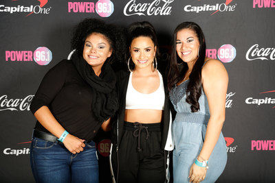 Demi Lovato Poster 2933235