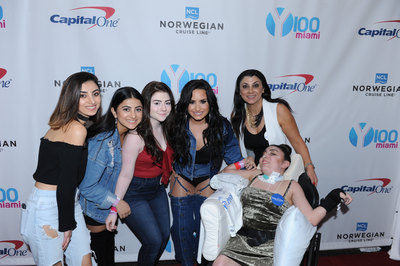 Demi Lovato Poster 2933292