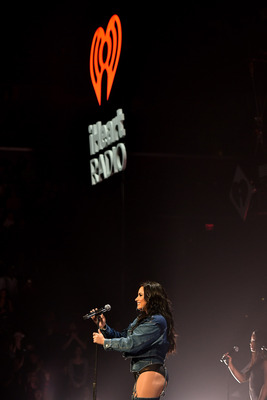 Demi Lovato Poster 2933304