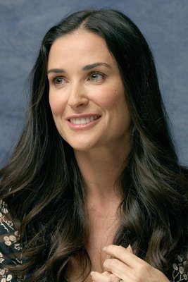 Demi Moore Poster 2228958