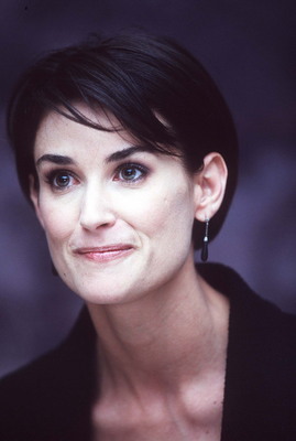 Demi Moore Poster 2244398