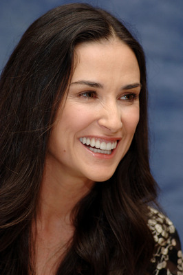Demi Moore Poster 2407199