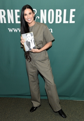 Demi Moore Poster 3882337