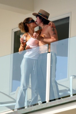 Denise Richards Poster 1448814