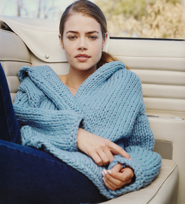 Denise Richards Poster 2016803