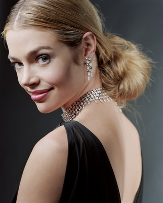 Denise Richards Poster 2016820