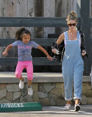 Denise Richards Poster 2750321