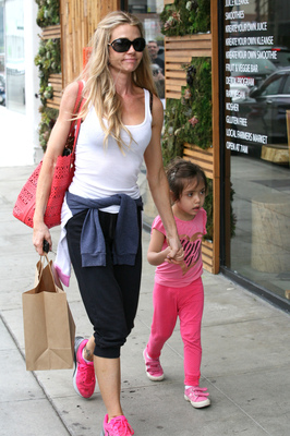 Denise Richards Poster 2750377