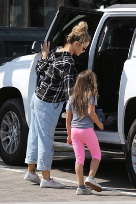 Denise Richards Poster 2750396