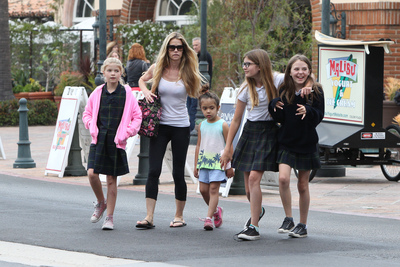 Denise Richards Poster 2750427