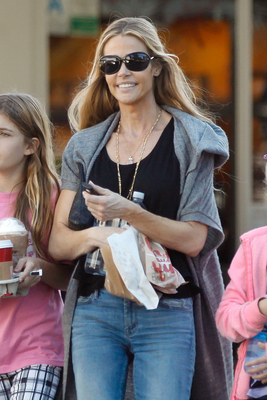 Denise Richards Poster 2750482