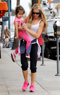 Denise Richards Poster 2750492